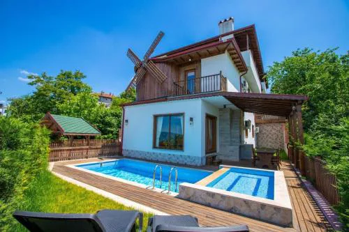 Villa Y1 with Hot Pool, Jacuzzi , Sauna - Sapanca