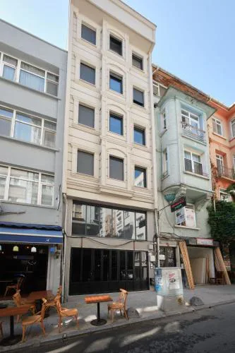 aymira hotel pangaltı