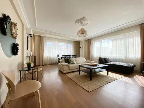 City Center Spacious Flat No9