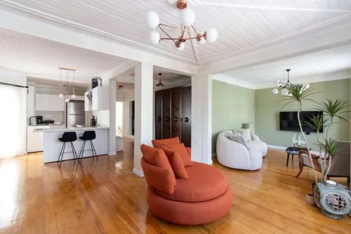 Historic 2BR Gem in Downtown Sisli AC in All Rooms