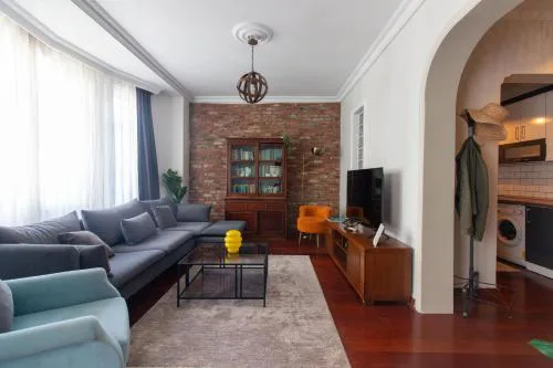 Tasteful & Spacious 3BR Haven in Trendy Şişli
