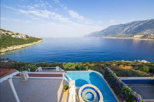 Monix Homes-Villa Deniz - Stunning Seaview