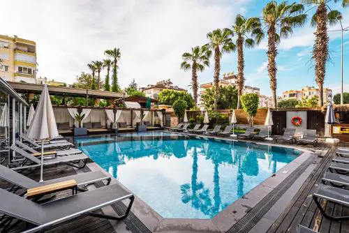 HMA Hotel & Suites