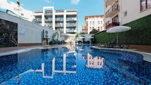Qoople Triumph 17 Apartments near Cleopatra Beach