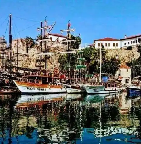 Kaleiçi muhteşem konum deniz yakını 1+0 özel ev