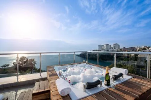 Qinn Hotels