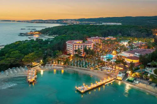Utopia Resort & Residence