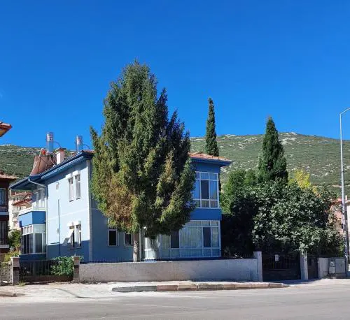 Mavi Maison Stylish Home at Lake Egirdir