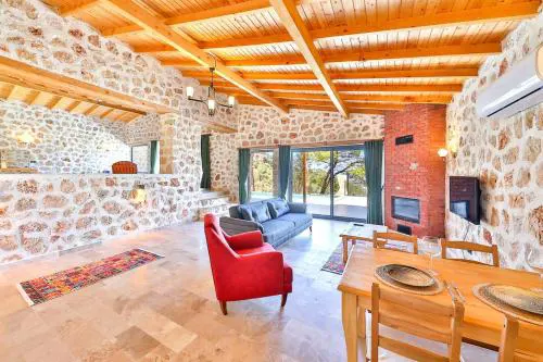 Amazing 1BR Stone Villa with Pool & Terrace
