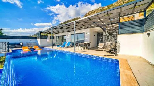 2 Bedroom Luxury Villa with Private Pool in Kalkan