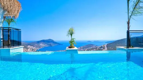 Akbel 2 bedroom secluded villa with private pool hot tub