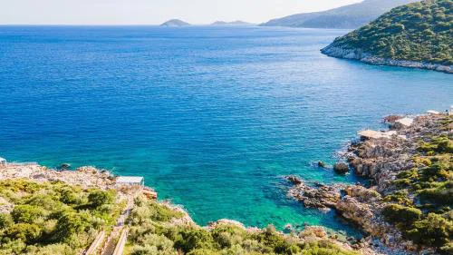 BEACHFRONT WHITE VILLA WİTH PRIVATE SWIMMING POOL