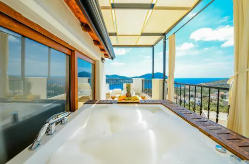 Carla Apart Kalkan