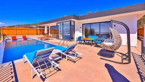 Çayköy 2 bedroom secluded villa with private pool hot tub