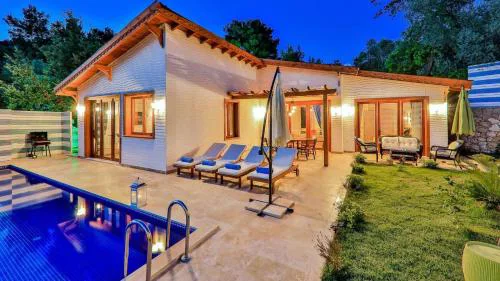 İslamlar 2 bedroom secluded villa with private pool hot tub