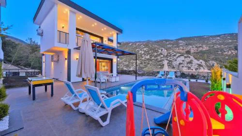 İslamlar 2 bedroom secluded villa with private pool hot tub