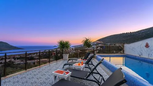 Kalkan 3 Bedroom Apartment - Seaview and Private Pool