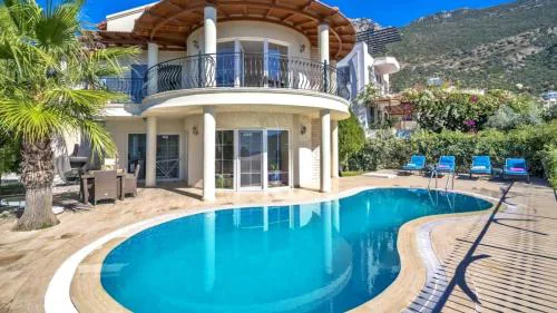 Kalkan 3 bedroom seaview villa with private pool
