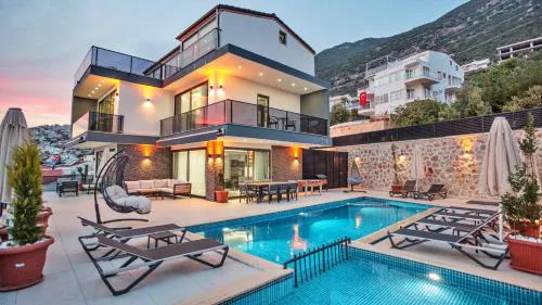 Kalkan 4 Bedroom Villa