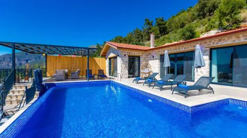 Üzümlü 2 bedroom secluded villa with private pool hot tub