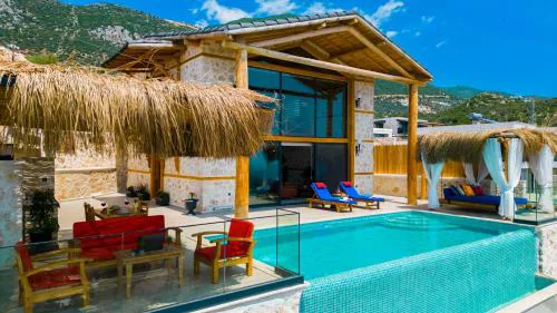 Rustic Villa Perfect for Couples in Kalkan