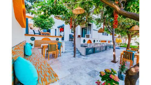 Sardunya Otel ARKA BİNA