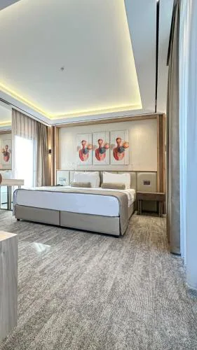 Solia Hotel