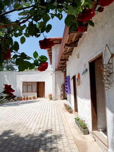 Koca Kapı Konaklama