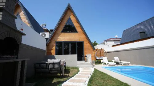 Alya Bungalov