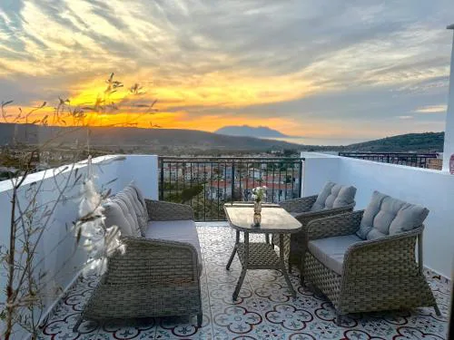 Casa Verano, duplex with sea and mountain view