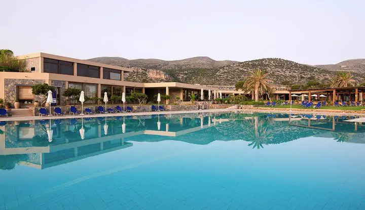 Kernos Beach Hotel & Bungalows