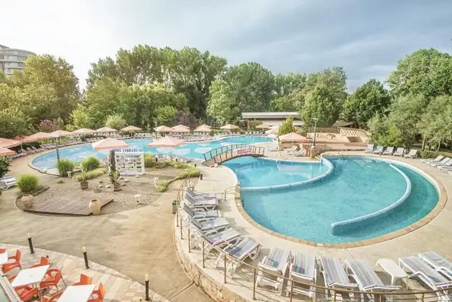 Les Magnolias Hotel