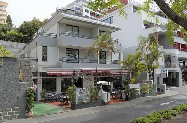 Apartamentos Turísticos Vitoria by Petit Hotels