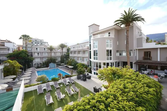 Hotel RF San Borondon