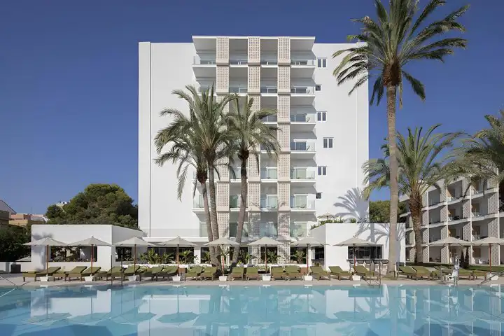 HM Ayron Park - Adults Only