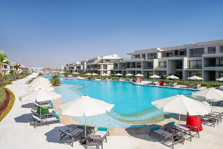 Rixos Premium Magawish Bay View