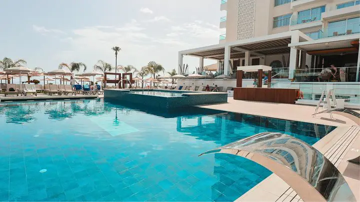 Cavo Maris Beach Hotel