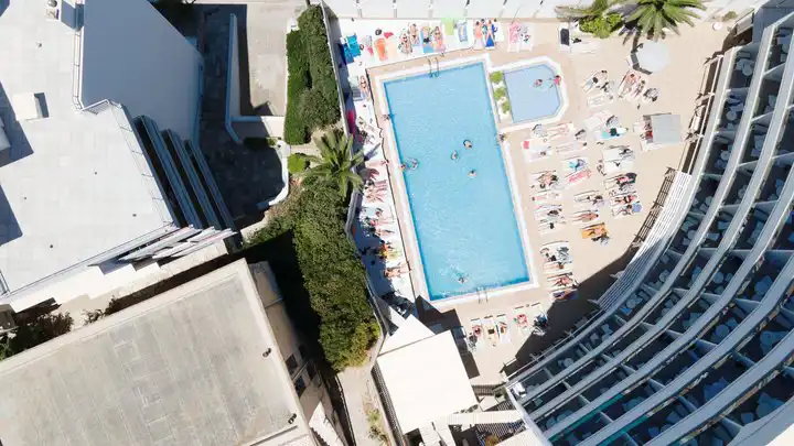 Rhodos Horizon Blu-Adults Only