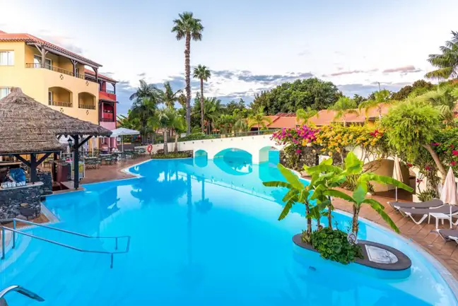 Pestana Village Garden Hotel