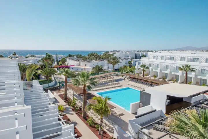 Aequora Lanzarote Suites